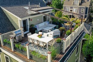 Building Photo - 43 Salcombe St