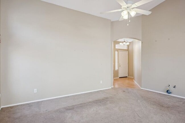 Building Photo - 6664 E Virginia St