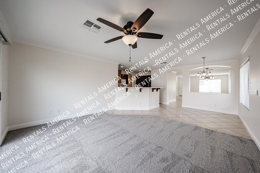 Building Photo - 1517 S 219th Dr