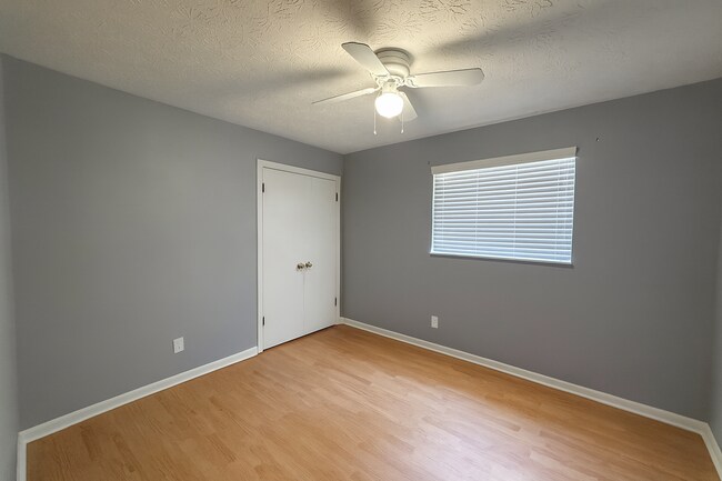 Building Photo - Charming Orange Park Home in a Prime Location
