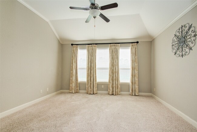 Building Photo - 13123 Hazelwood Hollow Dr