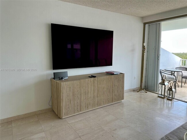 Building Photo - 199 Ocean Ln Dr