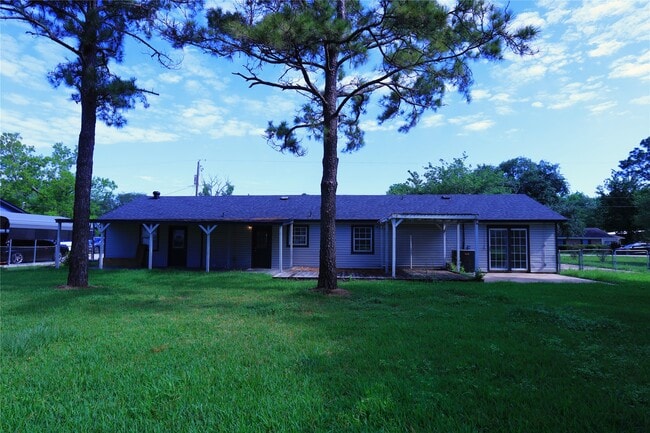 Building Photo - 1117 County Rd 515