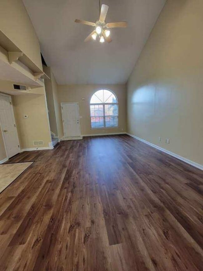 Building Photo - Elevate Your Lifestyle with this Beautiful 3 Bedroom, 2 bath Home