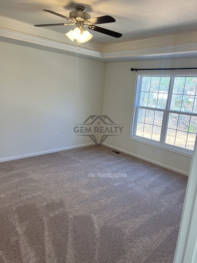 Building Photo - 8326 Quicks Way