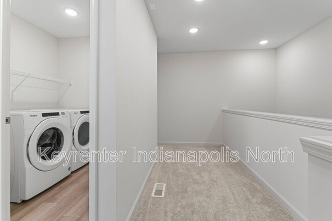 Building Photo - 9738 Behner Dr
