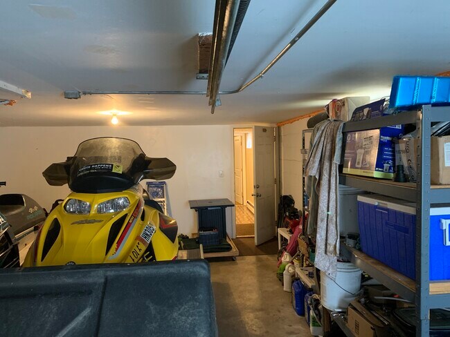 Building Photo - 854 8th Ave S