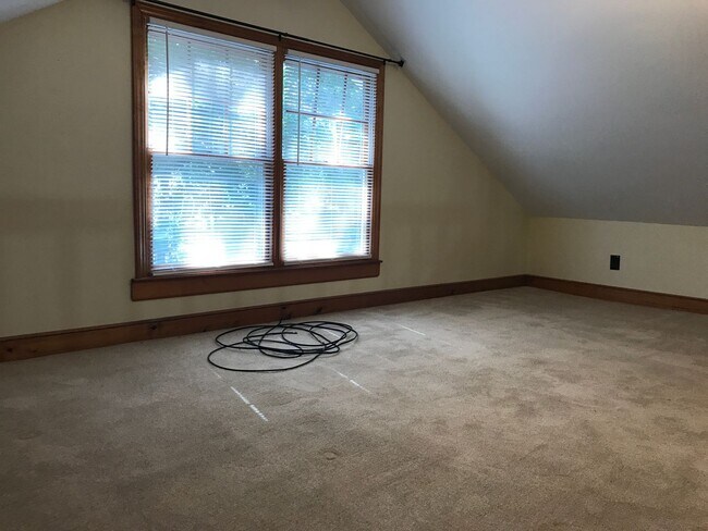 Building Photo - Lake Front 2-Bedroom Home on Beautiful Lake Wylie with a Dock and Boat Lift