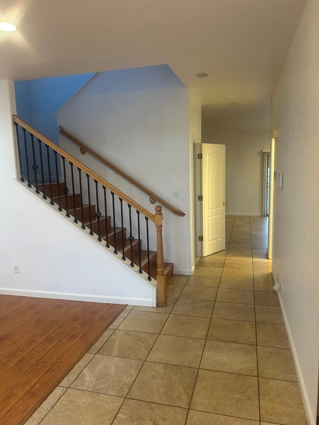 Building Photo - 3496 Shadow Cast Ct