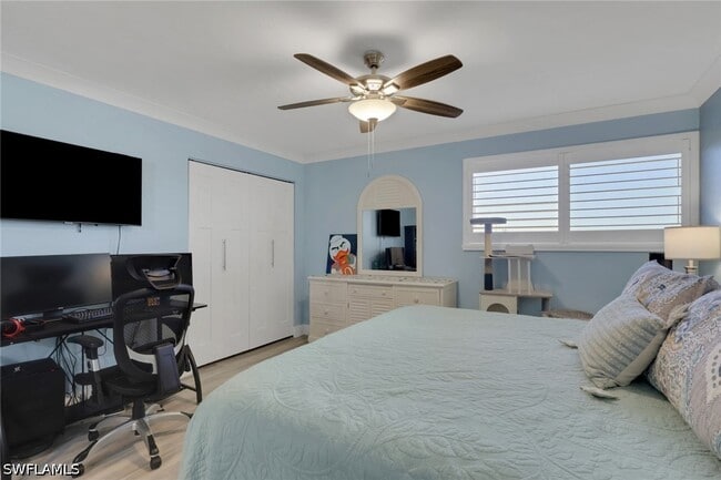 Building Photo - 2121 Collier Ave