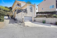 Building Photo - 2779 Fyler Pl