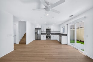 Building Photo - 7030 Olive Grove St