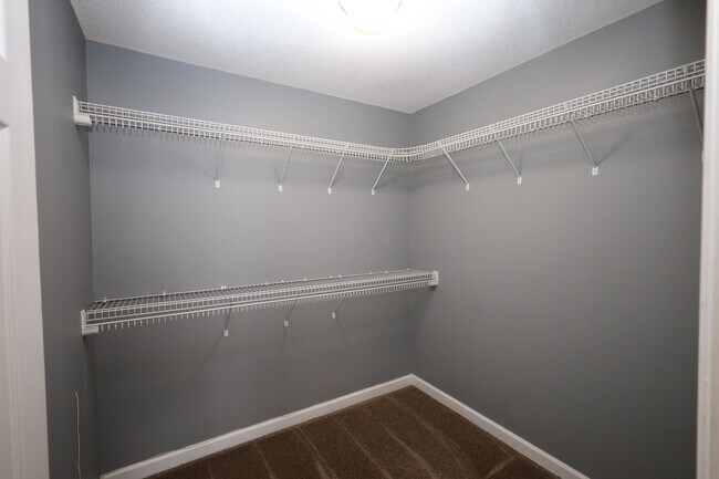 Building Photo - 3941 Cutter Point