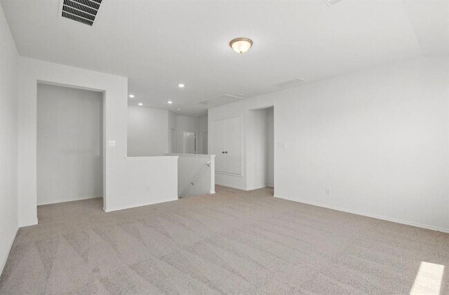 Building Photo - 3720 Cerino Ln