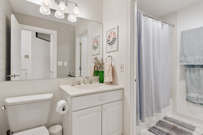 Building Photo - 130 Appleton St