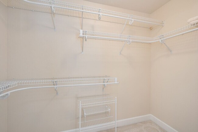 Building Photo - 4320 Phinney Ave N