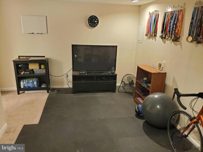 Building Photo - 14721 Basingstoke Loop