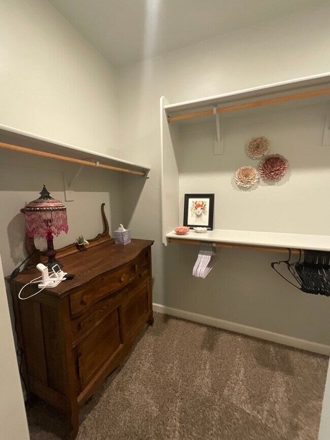 Building Photo - Furnished 4 Bedroom in NW Tucson