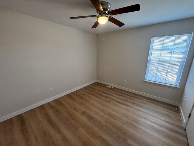 Building Photo - 1512-1514 Citadel Dr.