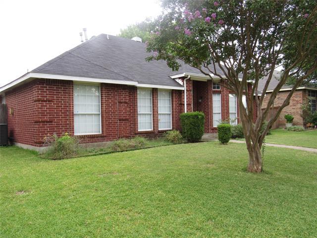 Primary Photo - 808 Angel St