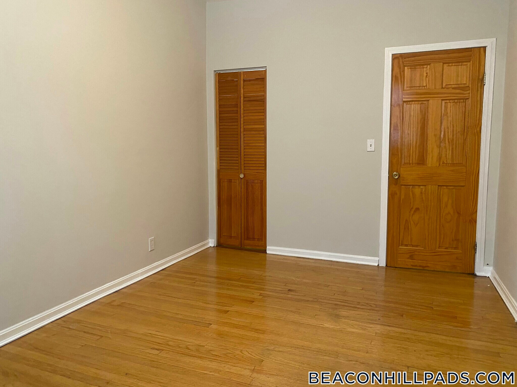 Building Photo - 70 Joy St