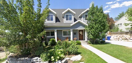 Building Photo - 2883 E Morningside Dr