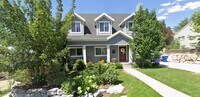 Building Photo - 2883 E Morningside Dr