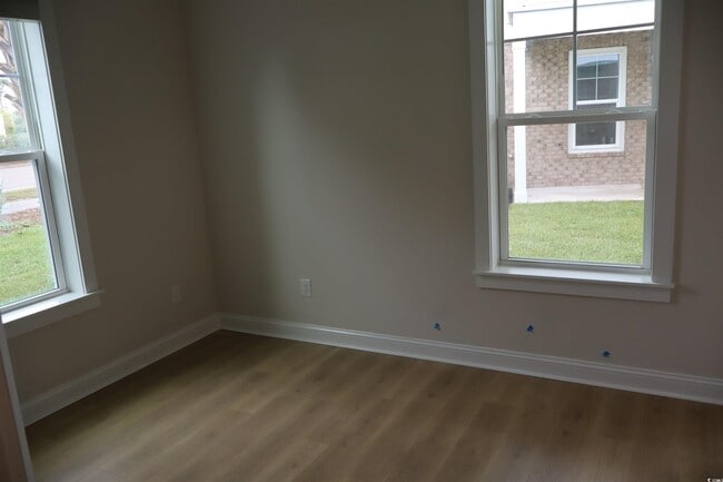 Building Photo - 8459 Waltzing Waves Ct