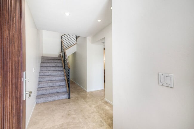 Building Photo - 2239 Del Mar Scenic Pkwy