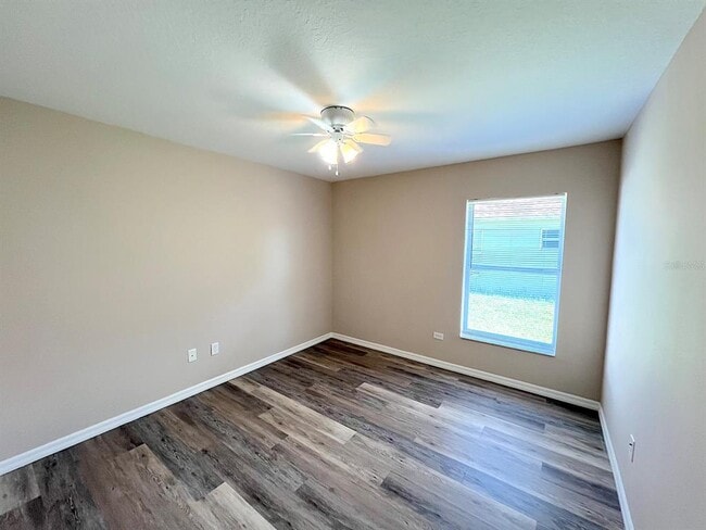 Building Photo - 47 Wellwood Ln