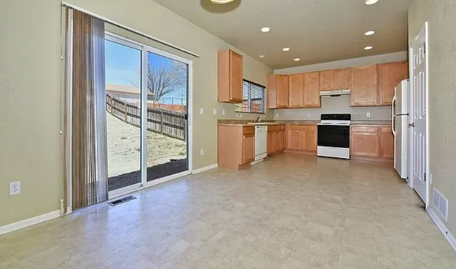 Building Photo - 6782 Camino Del Rey, Fountain, CO, 80817