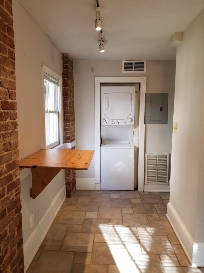 Folding table - 300 Oxford Pl NE