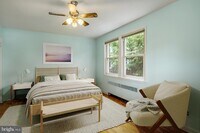 Building Photo - 4004 Beecher St NW