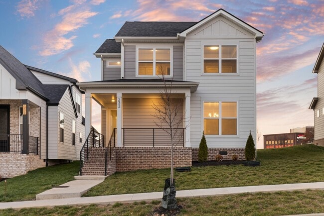 Building Photo - 232 Franklin St