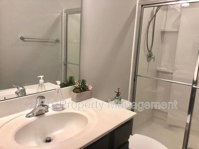 Building Photo - 1050 Lexi Ct