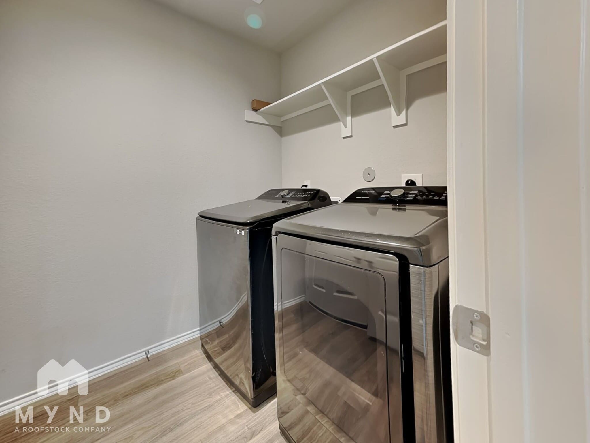 Building Photo - 4242 Stuebner Hl Dr