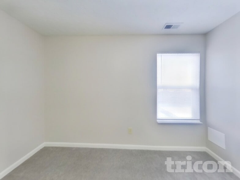 Building Photo - 1334 Grand Canyon Cir