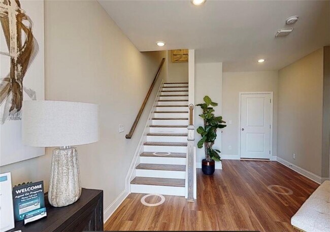 Building Photo - 4995 Shay Town Ln