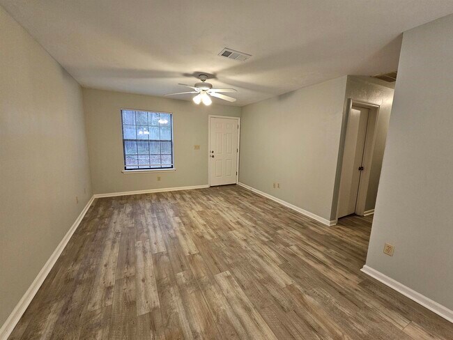 Building Photo - 8224 Hunters Ridge Trail