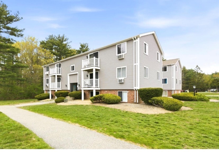 Building Photo - 7 Royal Dane Dr