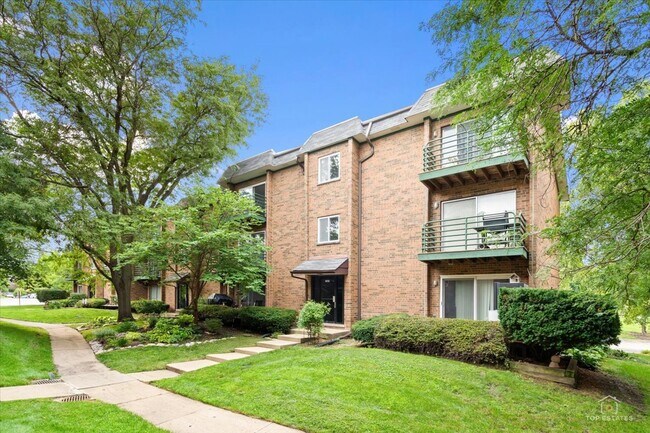 Building Photo - 909 Buccaneer Dr