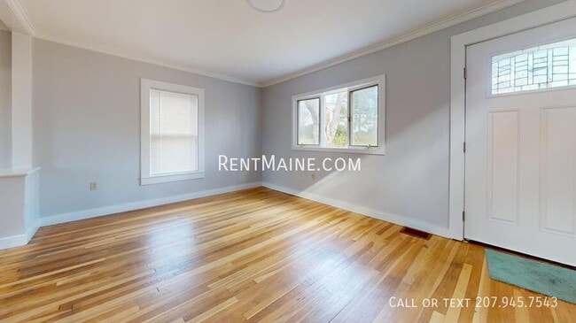 Building Photo - 1015 May St