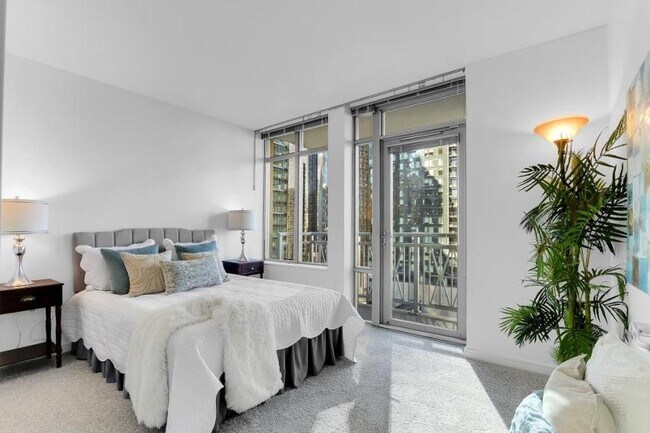 Building Photo - 1 bedroom in Seattle WA 98101
