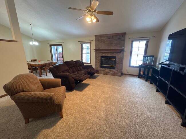 Building Photo - 9229 Westdrum Ct