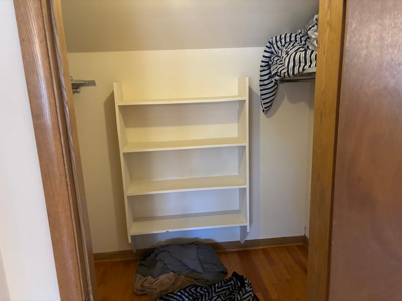 Building Photo - 2316 Post Rd