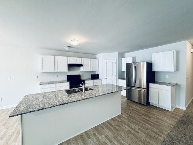 Building Photo - 136 Foxford Dr