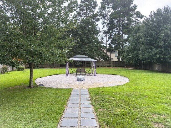 Building Photo - 290 Strike Eagle Dr