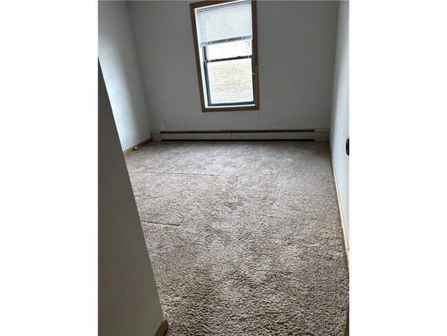 Building Photo - 720 Melody Ln