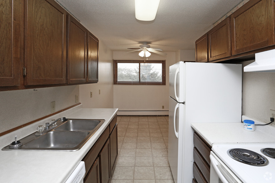 Interior Photo - The Oaks Apartments