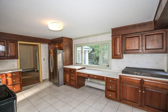 Building Photo - 61 Manchester St